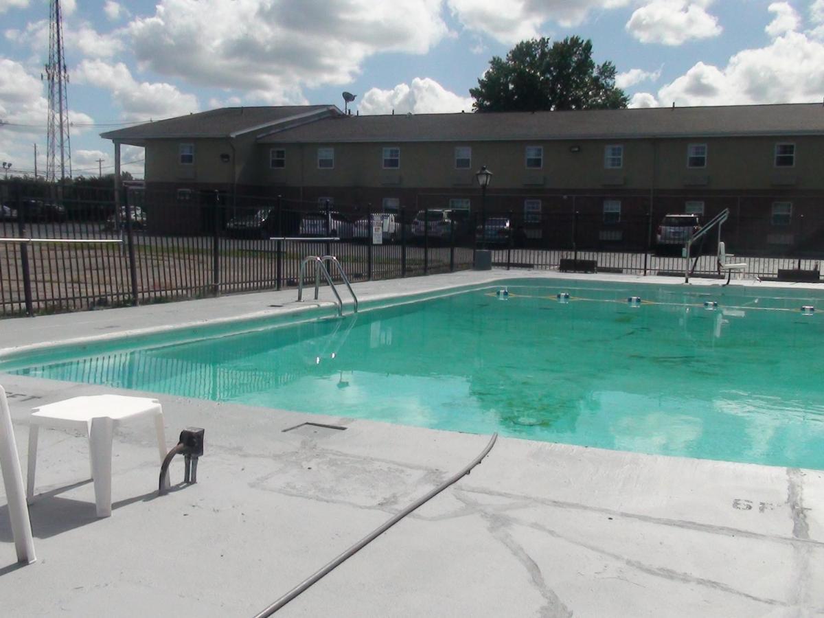 Days Inn By Wyndham Amherst Exterior foto